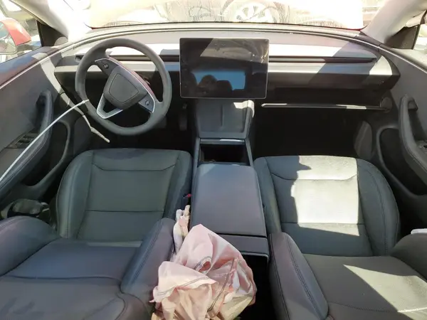 5YJ3E1EB1RF737964 2024 TESLA MODEL 3 - Image 8