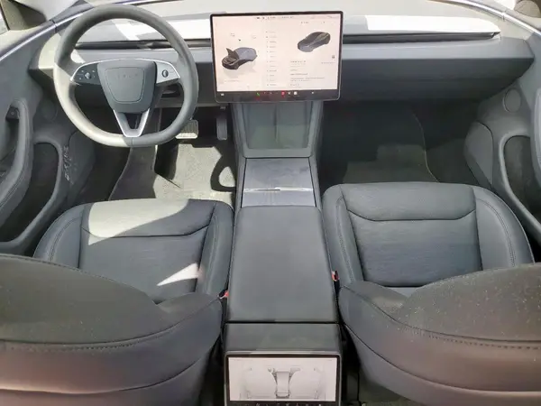 5YJ3E1EB1RF748026 2024 TESLA MODEL 3 - Image 8