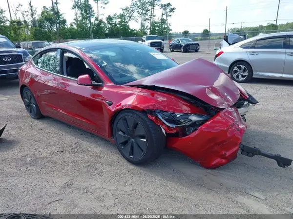 5YJ3E1EB1RF768695 2024 TESLA MODEL 3 - Image 1
