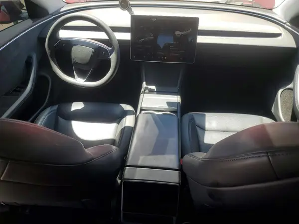 5YJ3E1EB1RF770835 2024 TESLA MODEL 3 - Image 8