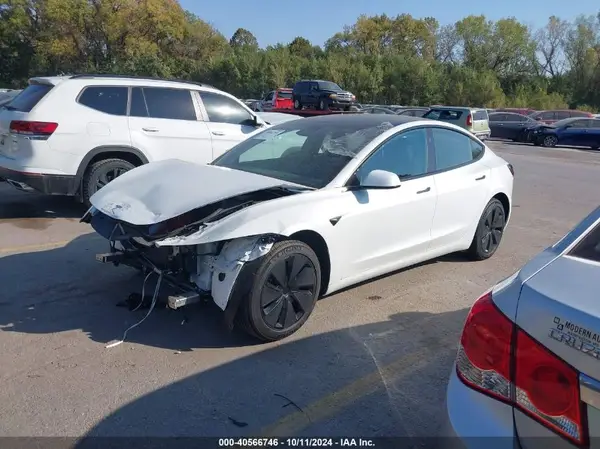 5YJ3E1EB1RF792558 2024 TESLA MODEL 3 - Image 2