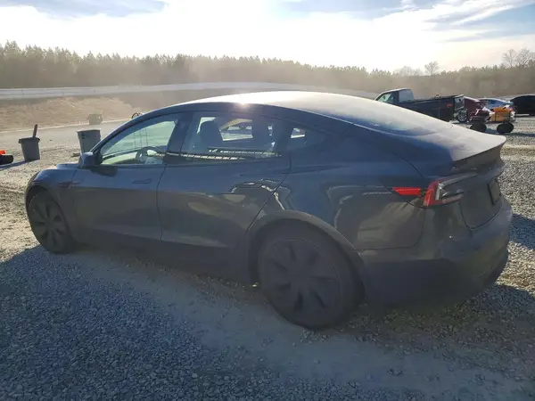 5YJ3E1EB1RF799378 2024 TESLA MODEL 3 - Image 2