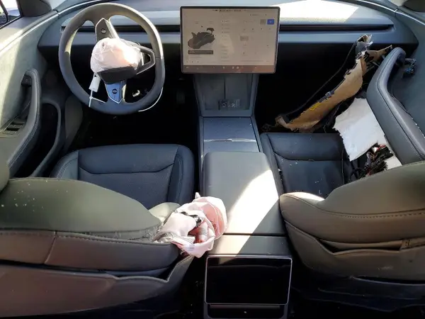 5YJ3E1EB1RF799378 2024 TESLA MODEL 3 - Image 8