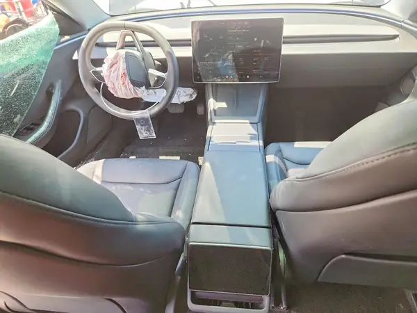 5YJ3E1EB1RF808659 2024 TESLA MODEL 3 - Image 8