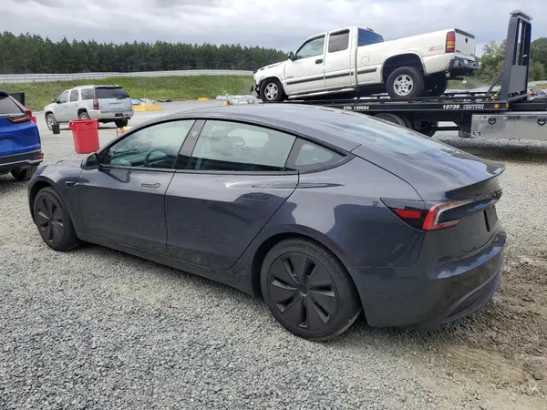 5YJ3E1EB1RF811559 2024 TESLA MODEL 3 - Image 2