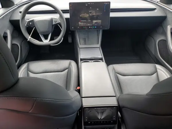5YJ3E1EB1RF811559 2024 TESLA MODEL 3 - Image 8