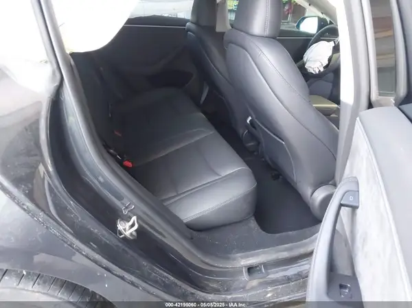 5YJ3E1EB1RF816244 2024 TESLA MODEL 3 - Image 8
