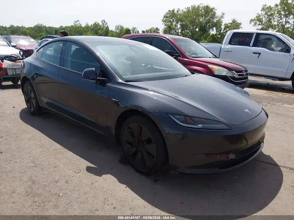 5YJ3E1EB1RF817247 2024 TESLA MODEL 3 - Image 1