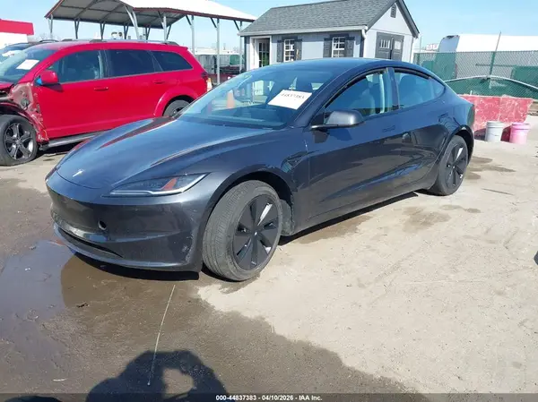 5YJ3E1EB1RF822206 2024 TESLA MODEL 3 - Image 2