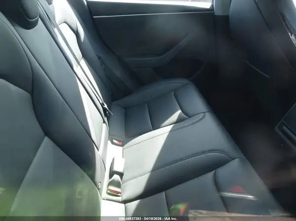 5YJ3E1EB1RF822206 2024 TESLA MODEL 3 - Image 8