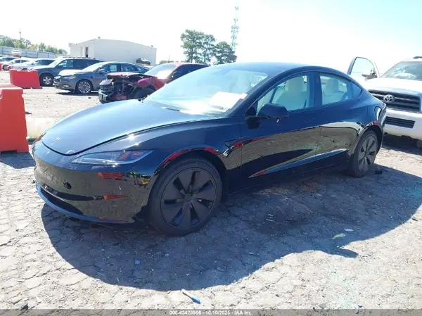 5YJ3E1EB1RF864603 2024 TESLA MODEL 3 - Image 2