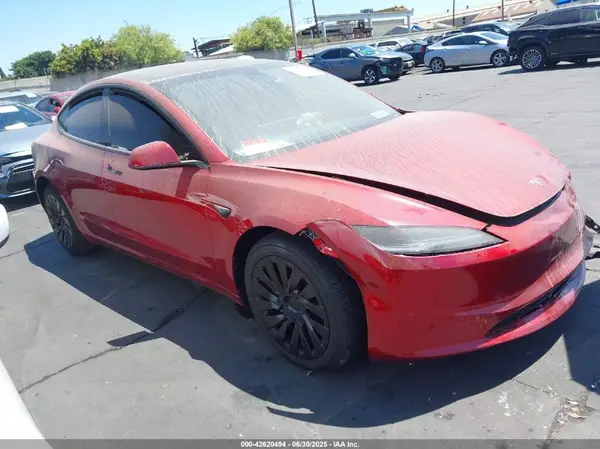 5YJ3E1EB1SF012886 2025 TESLA MODEL 3 - Image 1