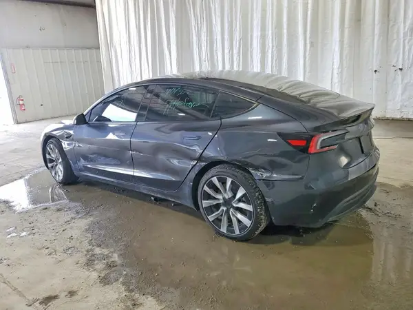 5YJ3E1EB1SF021054 2025 TESLA MODEL 3 - Image 2