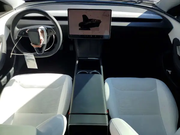5YJ3E1EB1SF079083 2025 TESLA MODEL 3 - Image 8