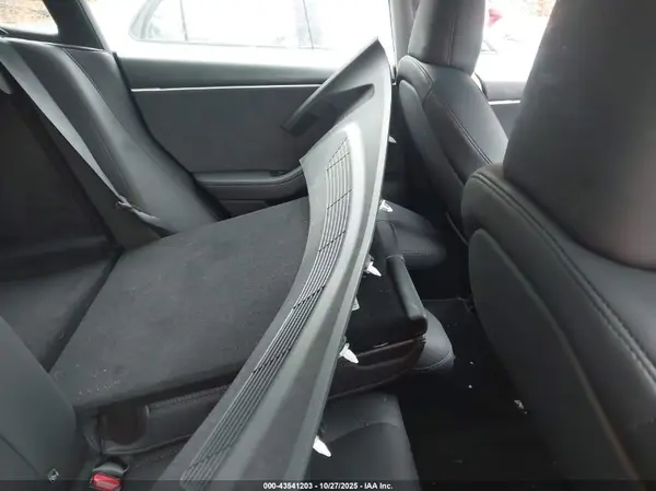 5YJ3E1EB1SF888373 2025 TESLA MODEL 3 - Image 8