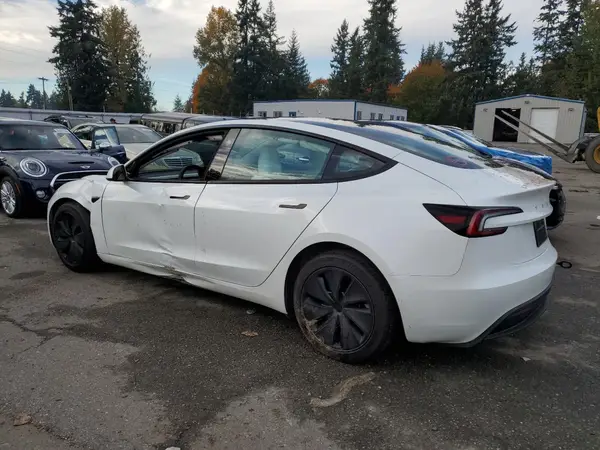 5YJ3E1EB1SF901445 2025 TESLA MODEL 3 - Image 2