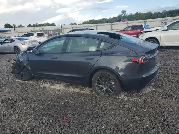 5YJ3E1EB1SF908220 2025 TESLA MODEL 3 - Image 2