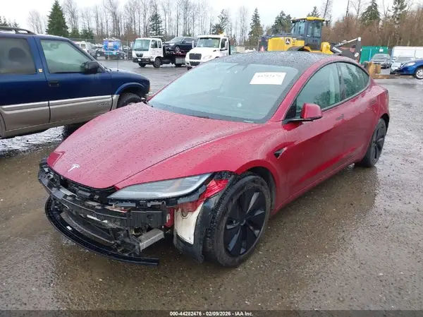 5YJ3E1EB1SF910646 2025 TESLA MODEL 3 - Image 2