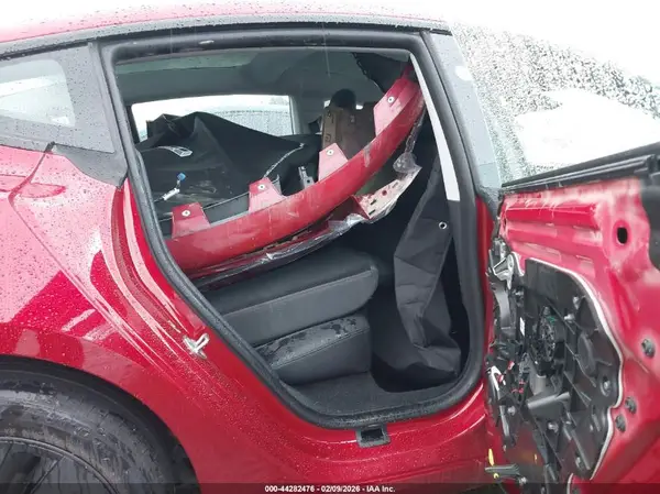 5YJ3E1EB1SF910646 2025 TESLA MODEL 3 - Image 8