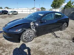 5YJ3E1EB1SF920996 2025 TESLA MODEL 3