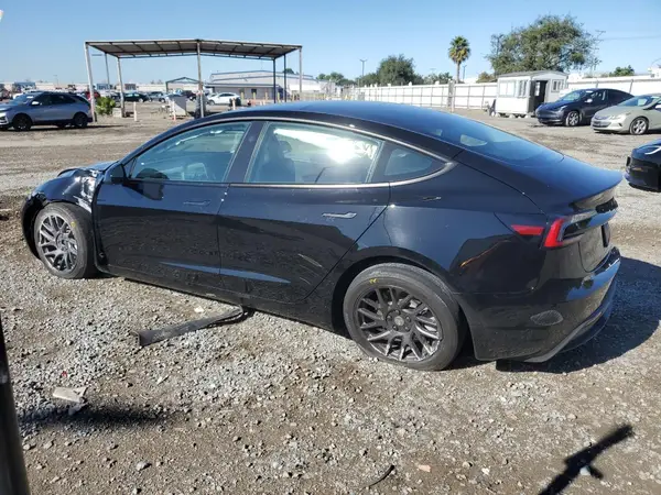 5YJ3E1EB1SF920996 2025 TESLA MODEL 3 - Image 2