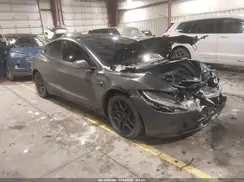 5YJ3E1EB1SF922845 2025 TESLA MODEL 3