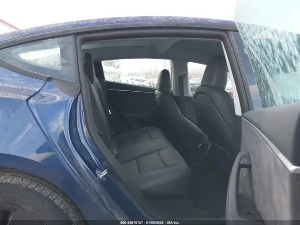 5YJ3E1EB1SF932615 2025 TESLA MODEL 3 - Image 8