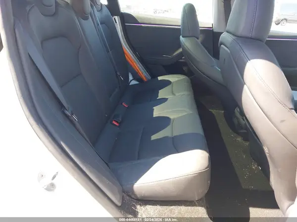 5YJ3E1EB1SF934056 2025 TESLA MODEL 3 - Image 8