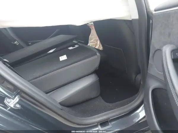 5YJ3E1EB1SF934591 2025 TESLA MODEL 3 - Image 8