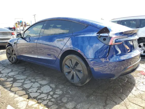 5YJ3E1EB1SF950242 2025 TESLA MODEL 3 - Image 2