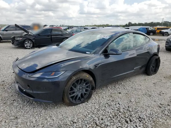 5YJ3E1EB1SF991051 2025 TESLA MODEL 3 - Image 1