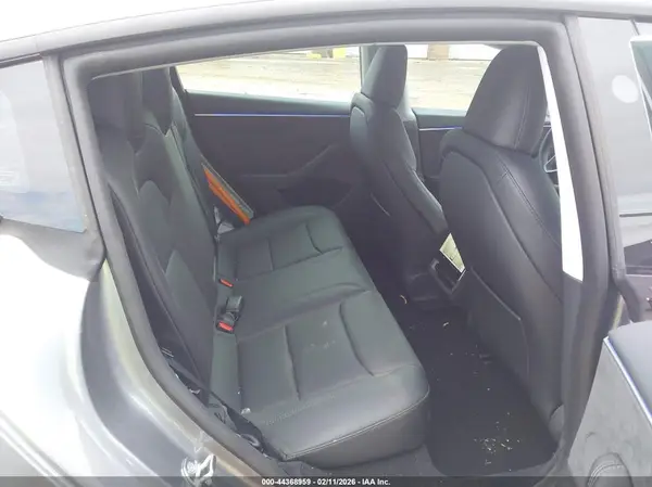 5YJ3E1EB1SF997402 2025 TESLA MODEL 3 - Image 8