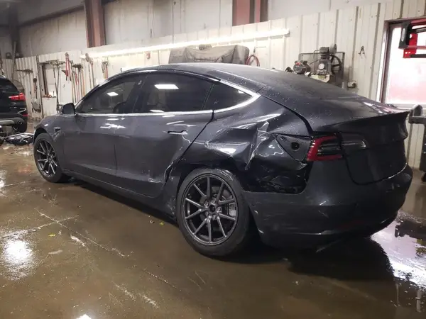 5YJ3E1EB2JF054269 2018 TESLA MODEL 3 - Image 2