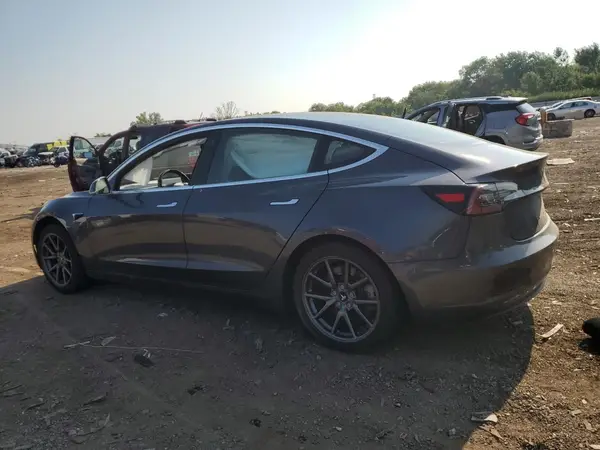 5YJ3E1EB2JF054403 2018 TESLA MODEL 3 - Image 2