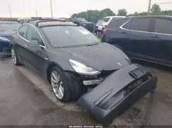 5YJ3E1EB2JF054854 2018 TESLA MODEL 3