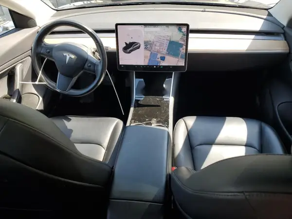 5YJ3E1EB2JF054885 2018 TESLA MODEL 3 - Image 8