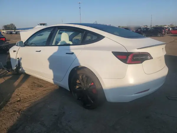 5YJ3E1EB2JF055941 2018 TESLA MODEL 3 - Image 2