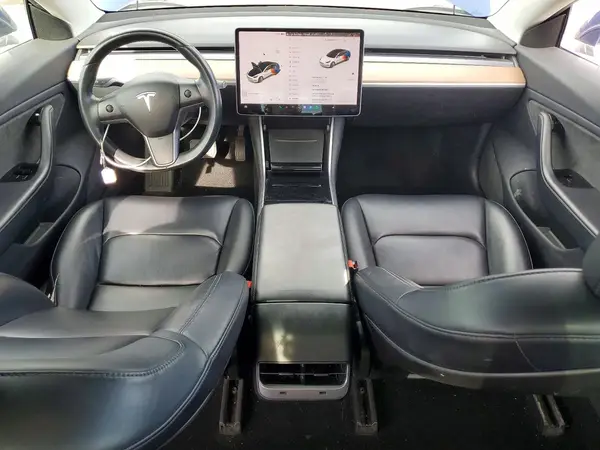 5YJ3E1EB2JF063845 2018 TESLA MODEL 3 - Image 8