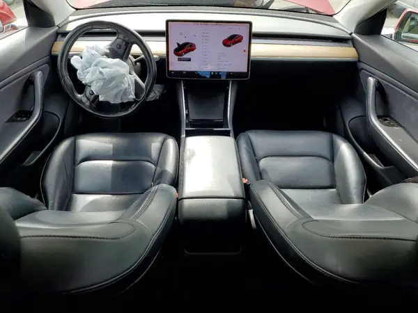 5YJ3E1EB2JF065465 2018 TESLA MODEL 3 - Image 8