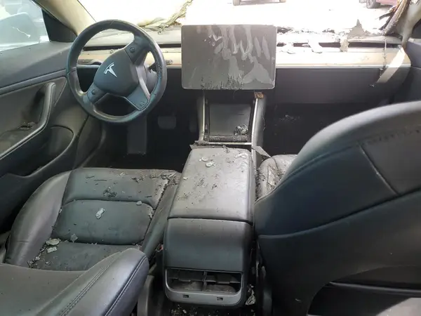 5YJ3E1EB2JF065904 2018 TESLA MODEL 3 - Image 8
