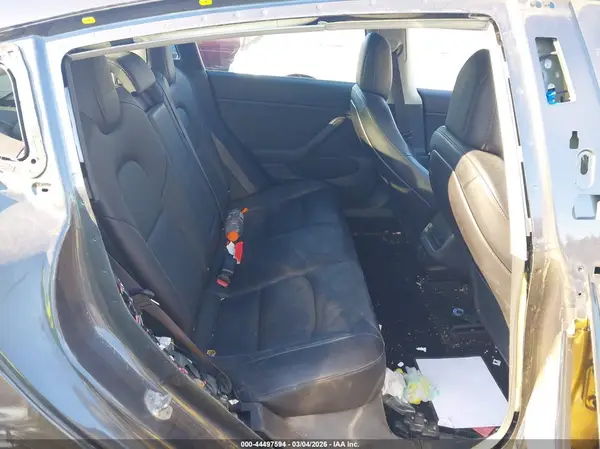 5YJ3E1EB2JF066518 2018 TESLA MODEL 3 - Image 8