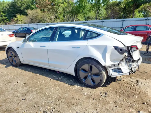 5YJ3E1EB2JF066695 2018 TESLA MODEL 3 - Image 2