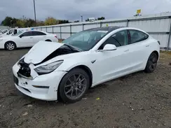 5YJ3E1EB2JF066874 2018 TESLA MODEL 3