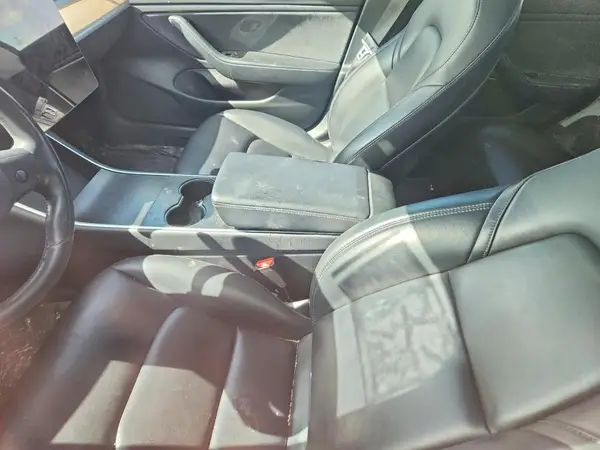 5YJ3E1EB2JF070732 2018 TESLA MODEL 3 - Image 8