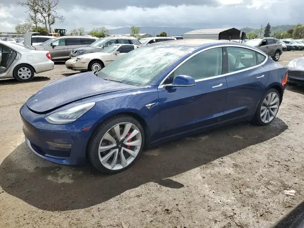5YJ3E1EB2JF072321 2018 TESLA MODEL 3 - Image 1