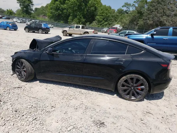 5YJ3E1EB2JF074070 2018 TESLA MODEL 3 - Image 2