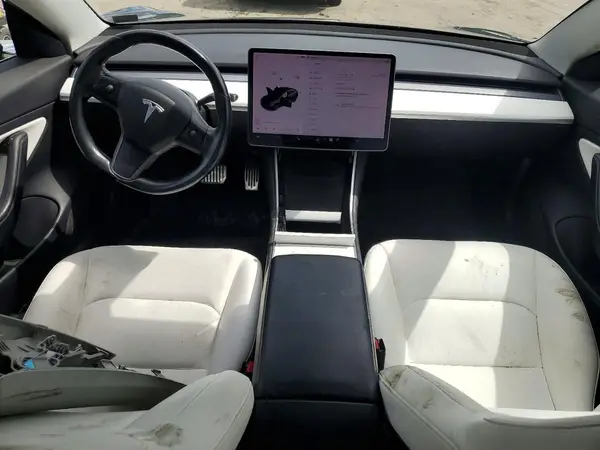 5YJ3E1EB2JF074988 2018 TESLA MODEL 3 - Image 8