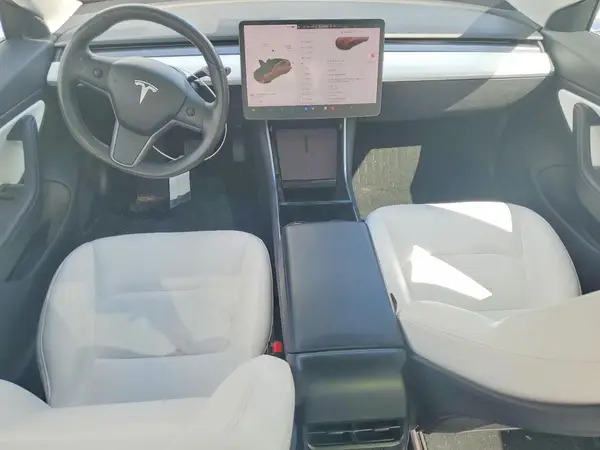 5YJ3E1EB2JF075106 2018 TESLA MODEL 3 - Image 8