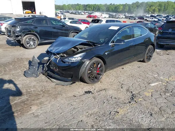 5YJ3E1EB2JF078636 2018 TESLA MODEL 3 - Image 2