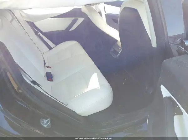 5YJ3E1EB2JF078636 2018 TESLA MODEL 3 - Image 8